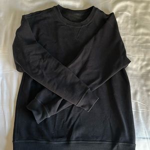 Lululemon black pullover crew sweatshirt size 6